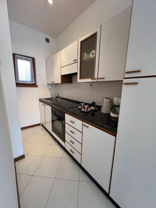 布雷佐内加尔达Giuly Beth'S House公寓 外观 照片